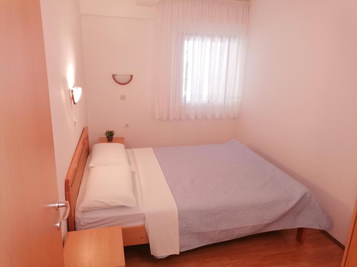 Apartman Bruna Новиград Екстериор снимка