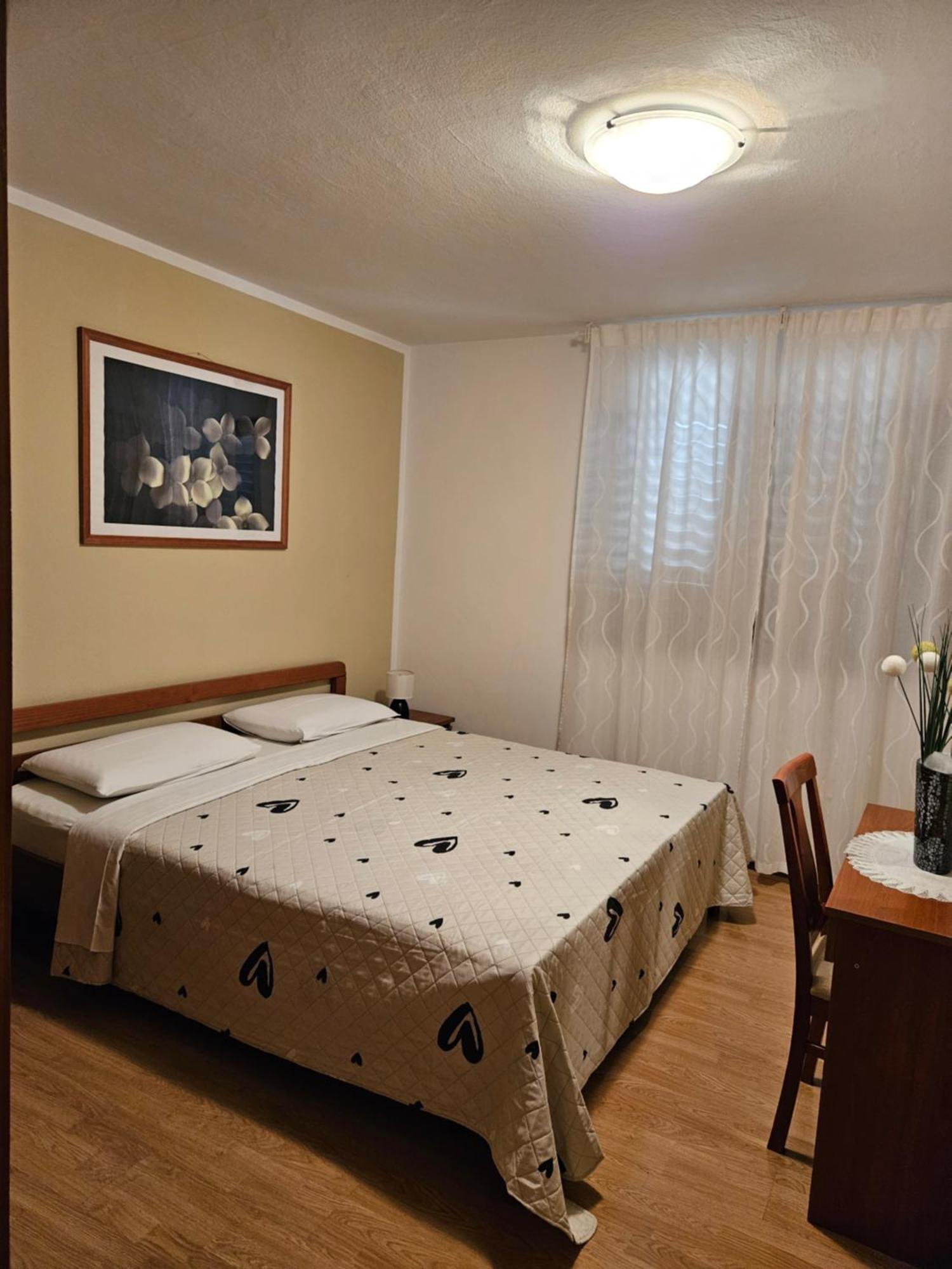 Apartman Bruna Новиград Екстериор снимка
